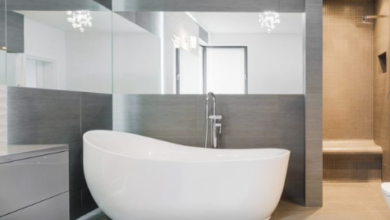 How to Choose Bathroom Materials That Balance Easy Maintenance